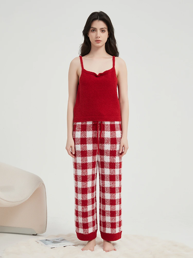 Welcher Stoff löst Flusenprobleme bei Samt-Loungewear?