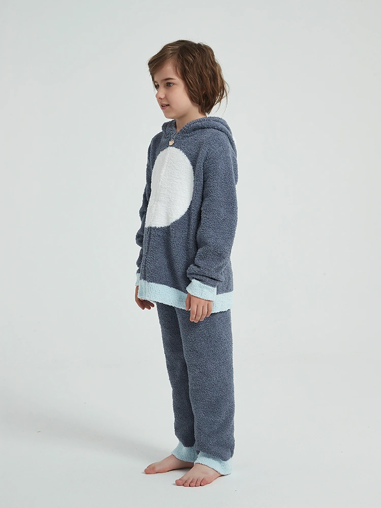 Fleece-Pyjama für Jungen im Herbst und Winter