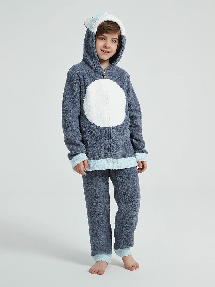 Fleece-Pyjama für Jungen im Herbst und Winter