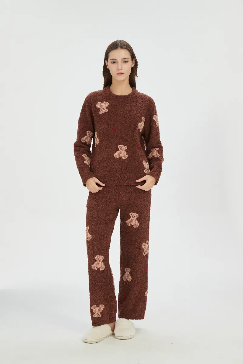 Brauner Schlafanzug aus weichem Fleece für Damen